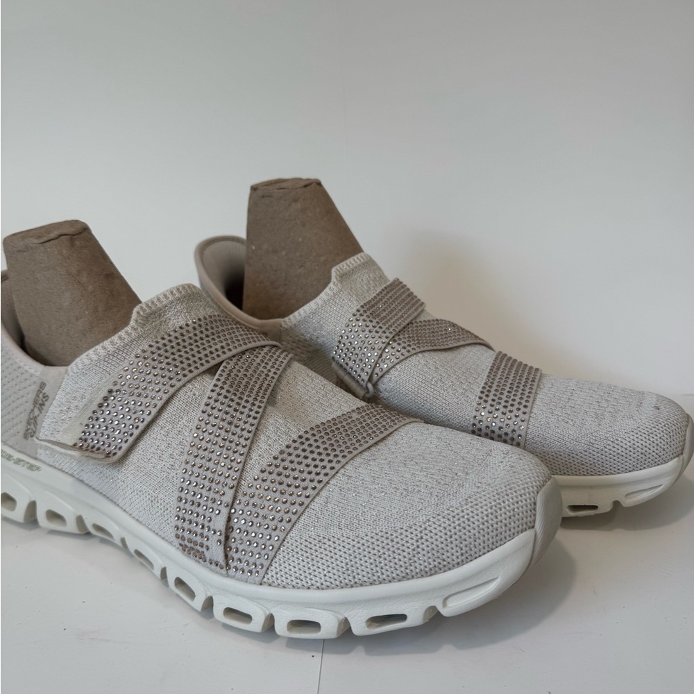 Skechers Women's Gray Knit Slip-On Sneakers